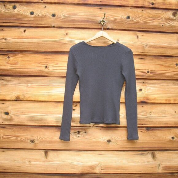 Monrow Cut Out Ribbed Top - Picture 5 of 8